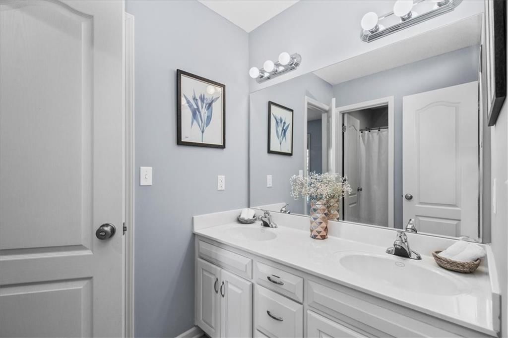 600 SW GENTRY Lane — photo 26