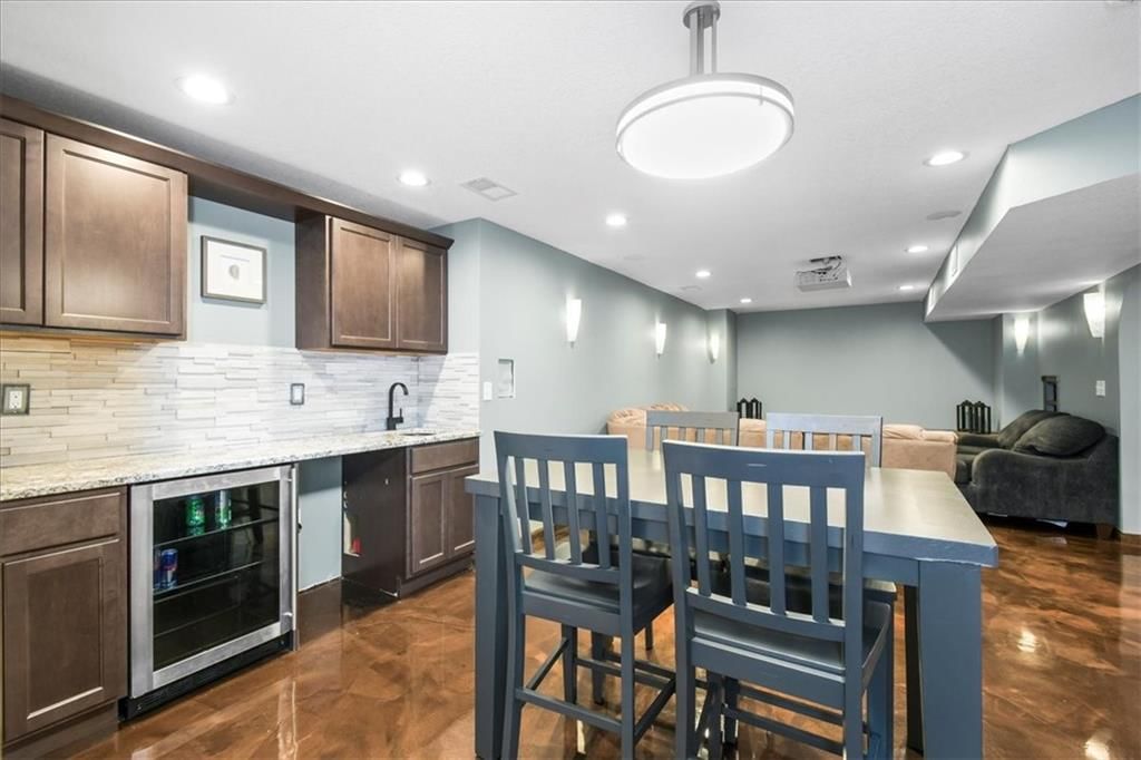 600 SW GENTRY Lane — photo 32