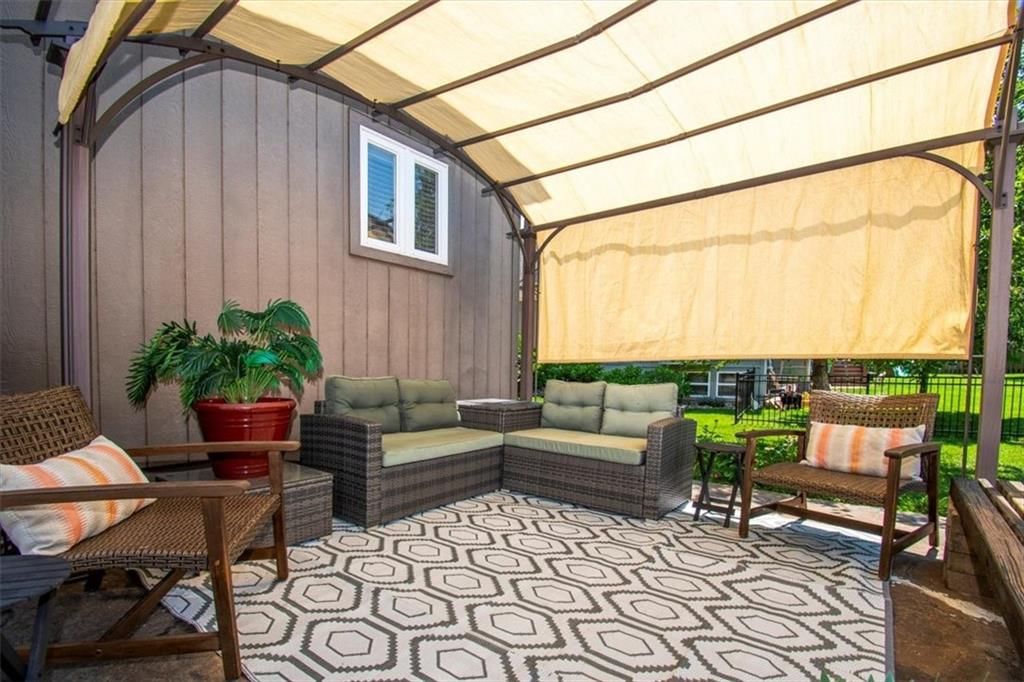 600 SW GENTRY Lane — photo 35