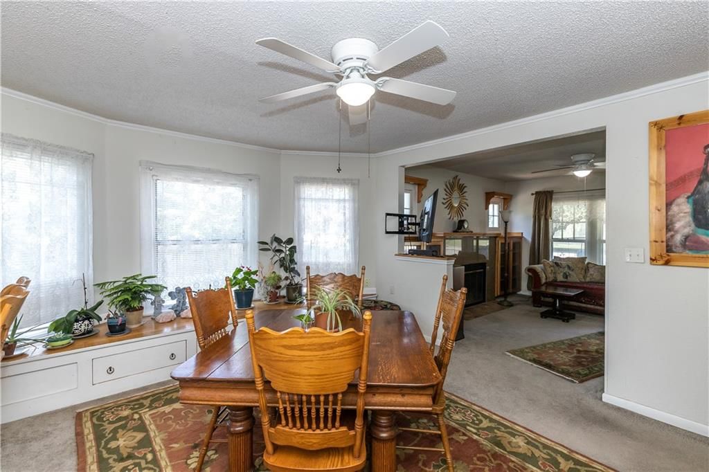 421 N Nettleton Avenue — photo 32