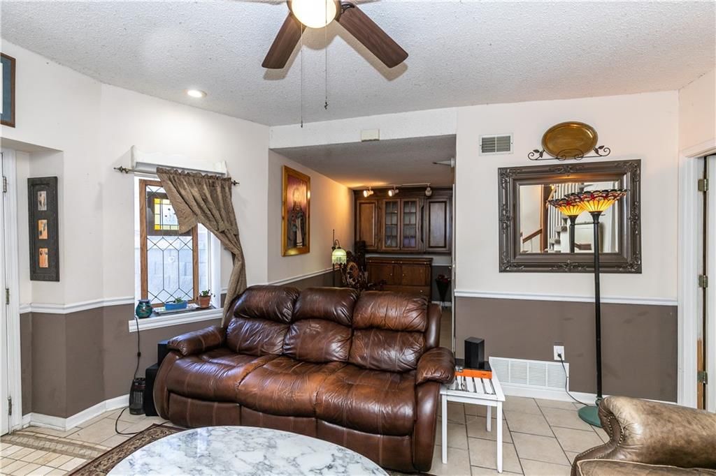 421 N Nettleton Avenue — photo 43