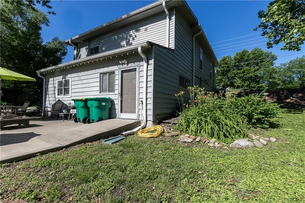 421 N Nettleton Avenue — photo 51