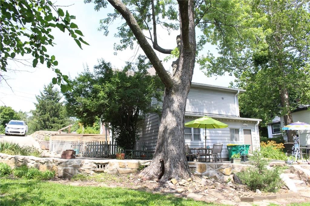 421 N Nettleton Avenue — photo 59