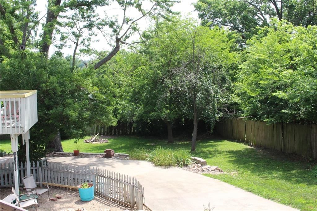 421 N Nettleton Avenue — photo 63