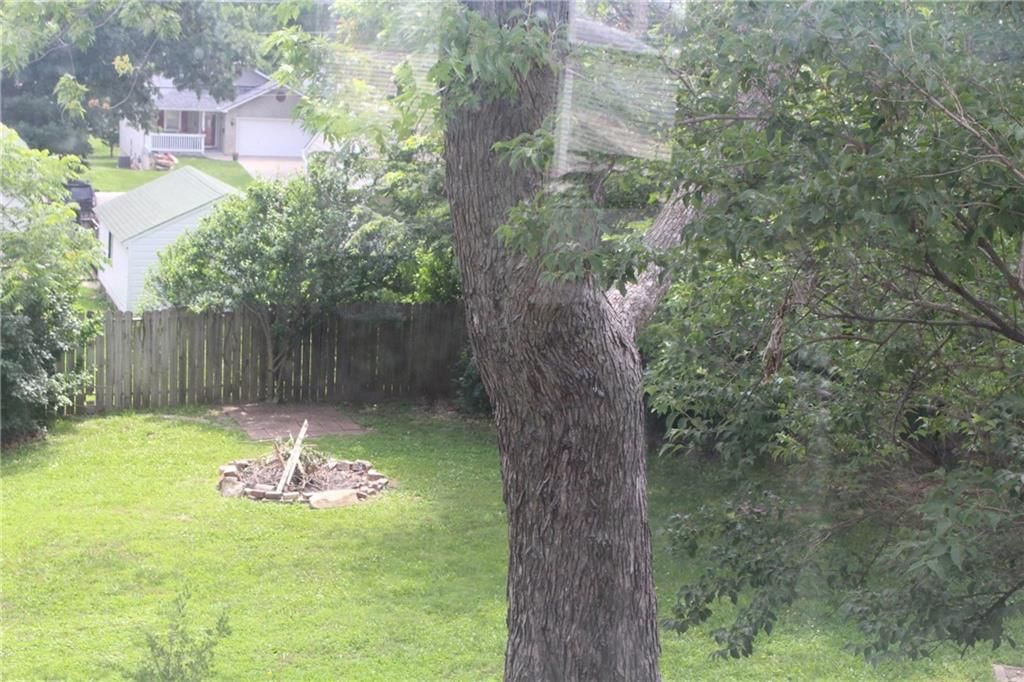 421 N Nettleton Avenue — photo 66