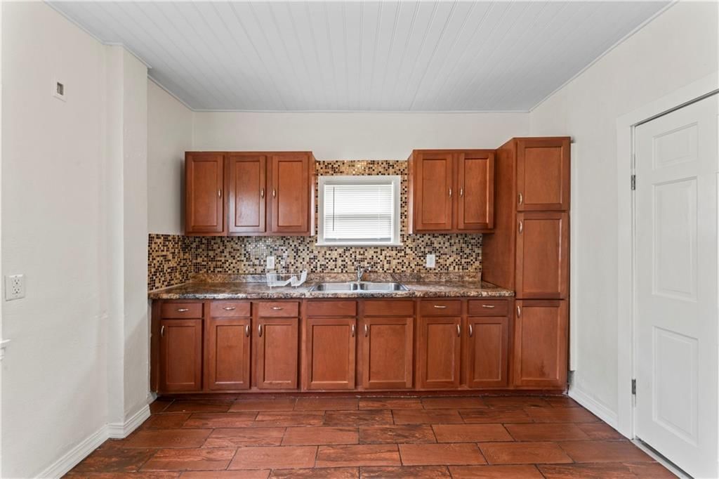 509 Brooklyn Avenue — photo 16