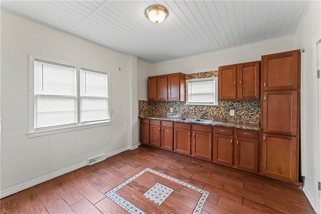 509 Brooklyn Avenue — photo 17