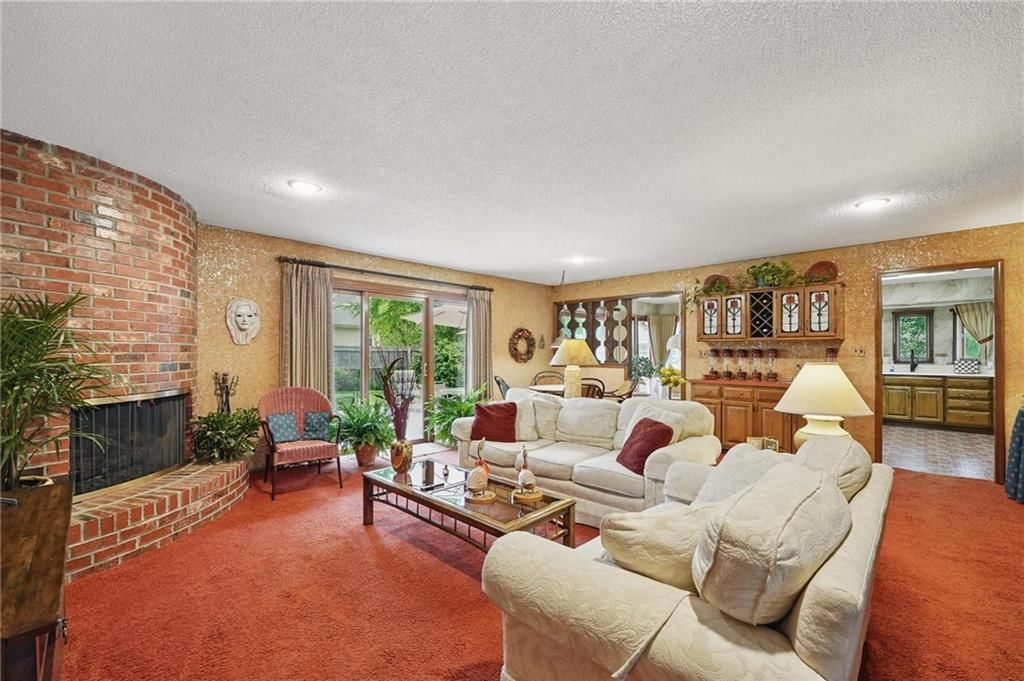 Photo 6 of 34 - 8206 Parkhill Circle