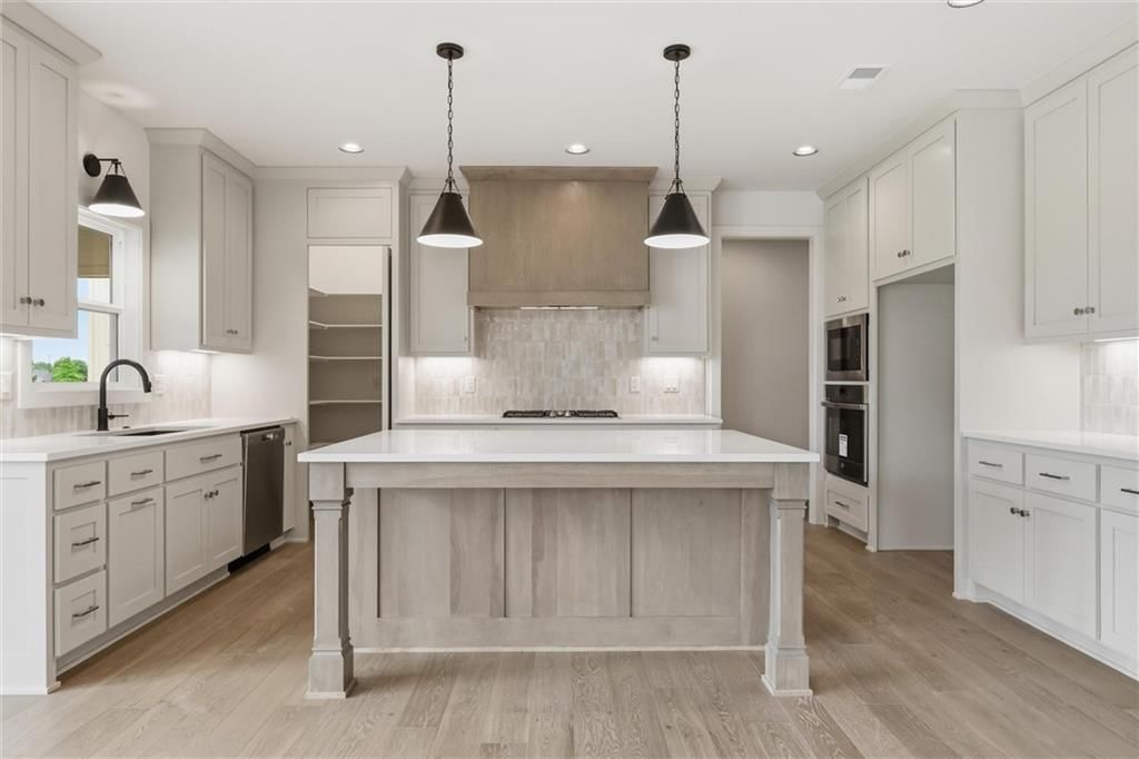 22076 W 99th Terrace — photo 14