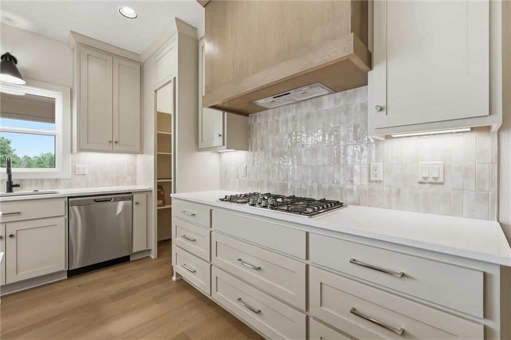 22076 W 99th Terrace — photo 18