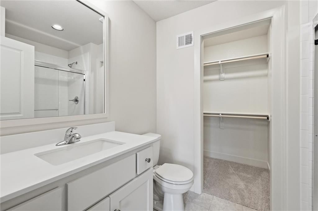 22076 W 99th Terrace — photo 36