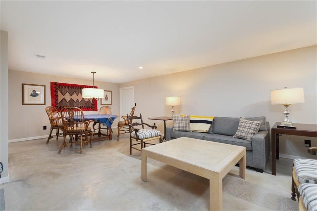 8311 Wenonga Road — photo 43