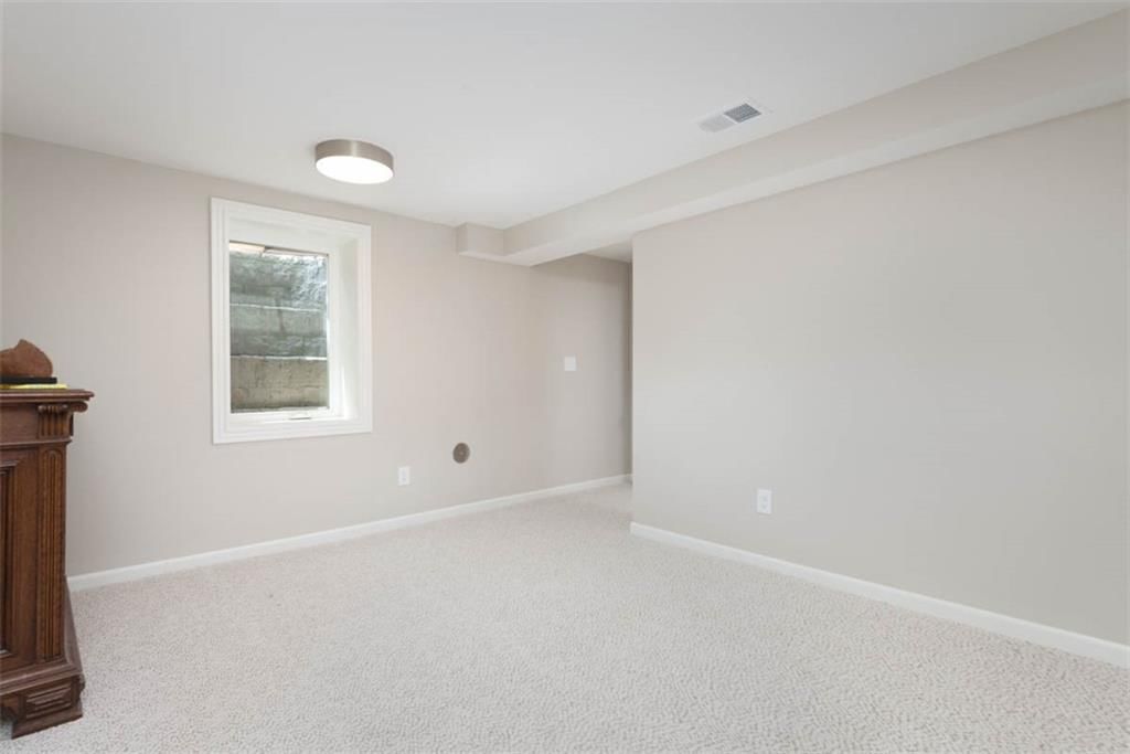 8311 Wenonga Road — photo 46