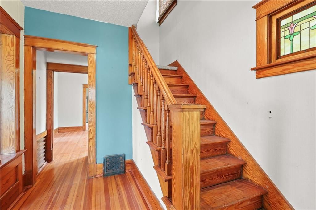800 Brown Avenue — photo 3