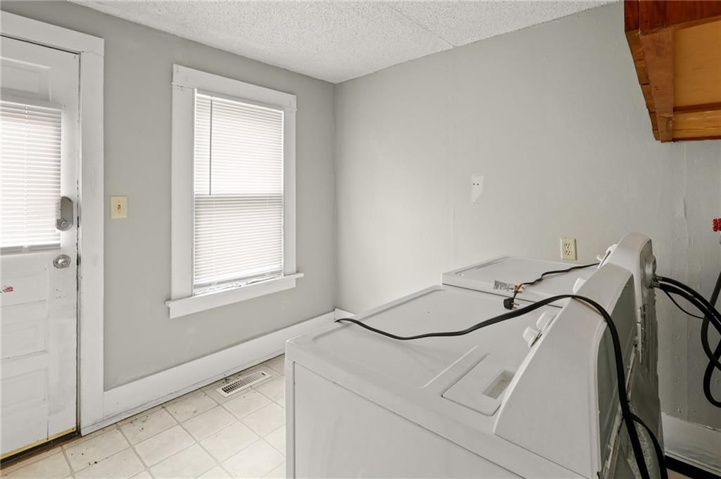 800 Brown Avenue — photo 9