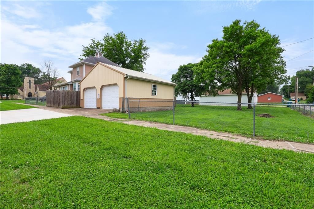 800 Brown Avenue — photo 16