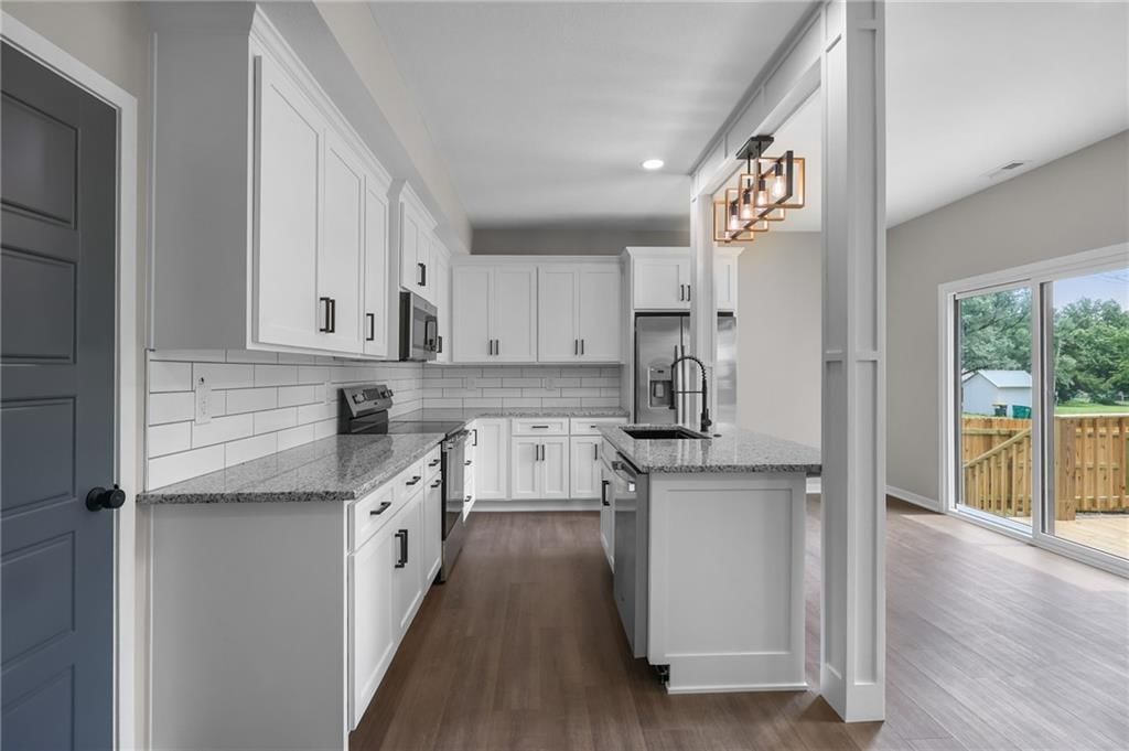 1141 Walnut Avenue — photo 6