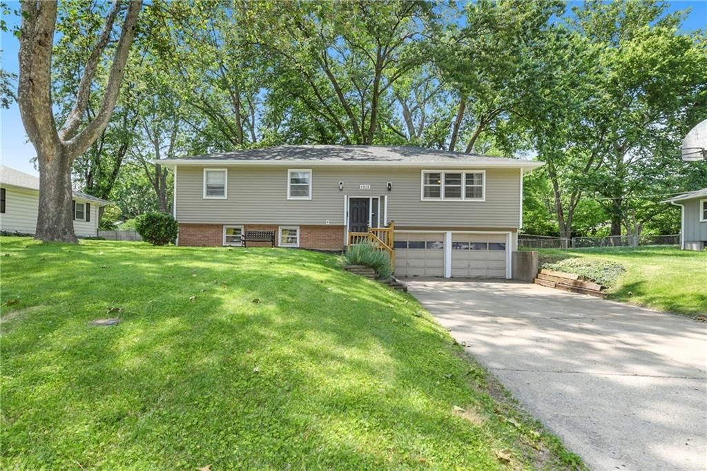 4820 Stearns Lane — photo 3