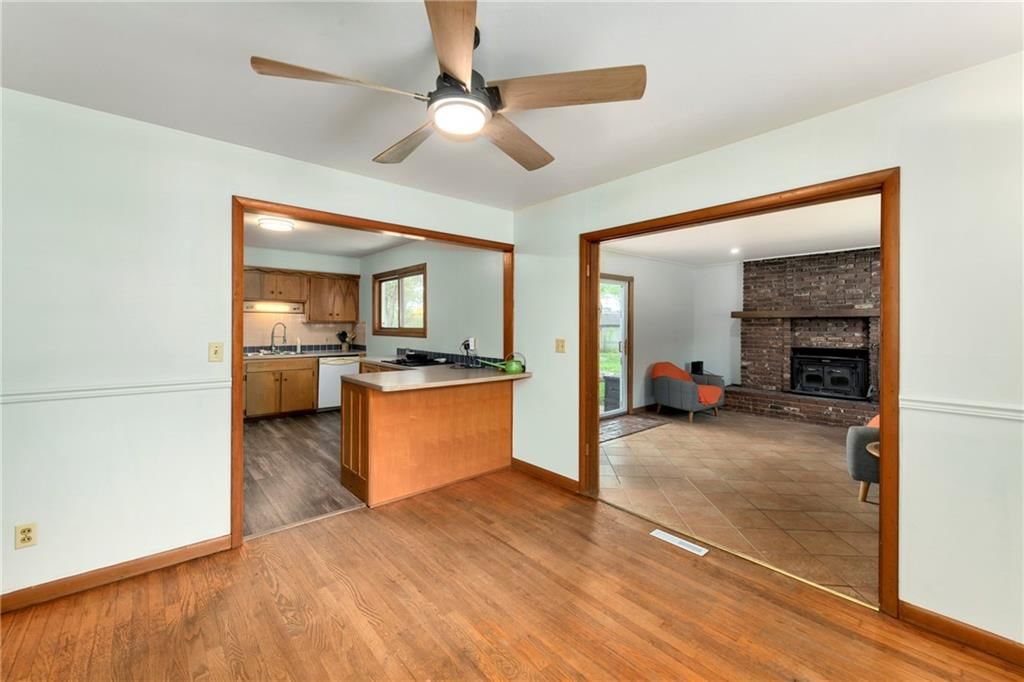 4820 Stearns Lane — photo 9