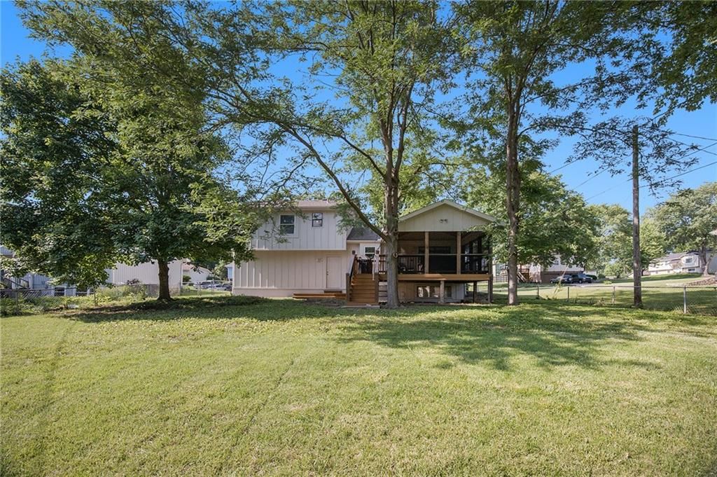 5341 Locust Lane — photo 25