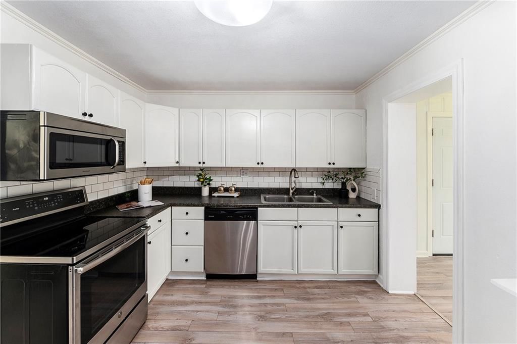 4812 CANTERBURY Street — photo 12