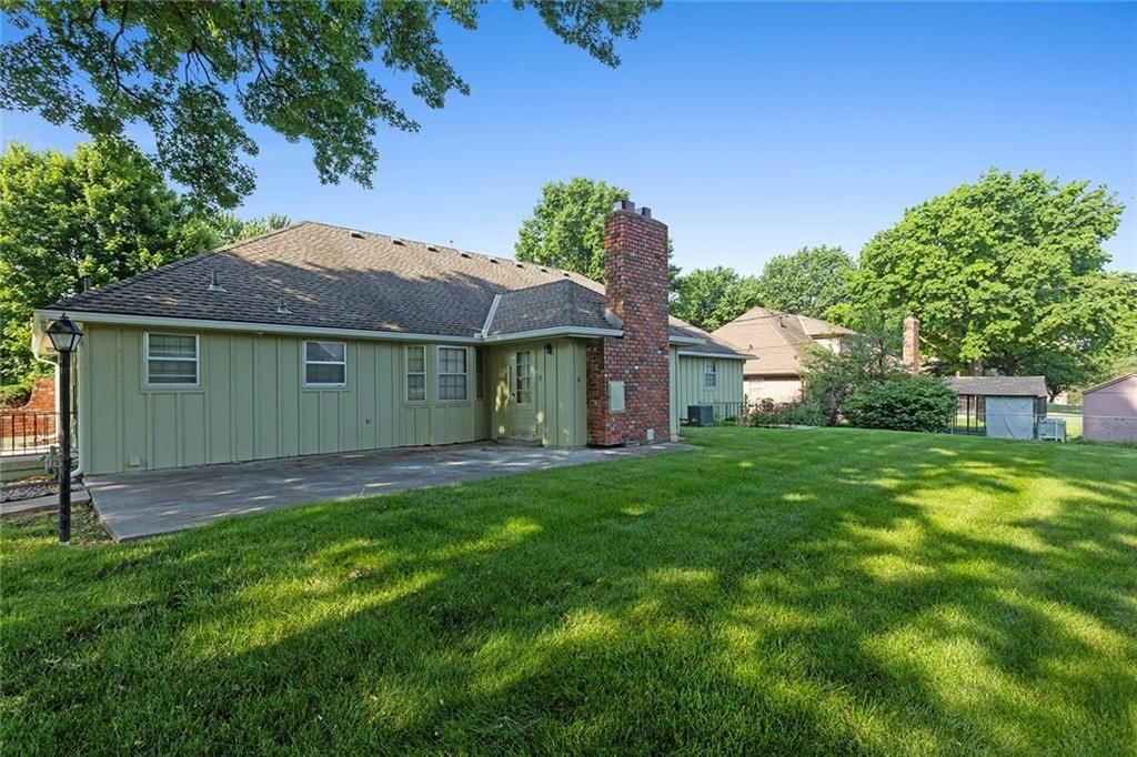 10406 E Bannister Road — photo 39