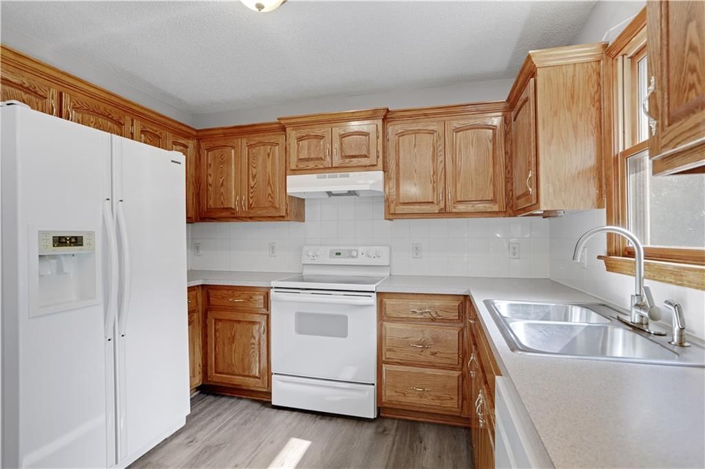4847 N Beacon Avenue — photo 8