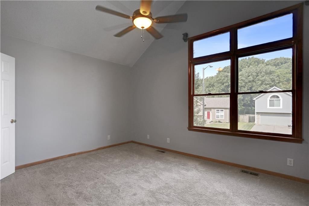 4847 N Beacon Avenue — photo 12