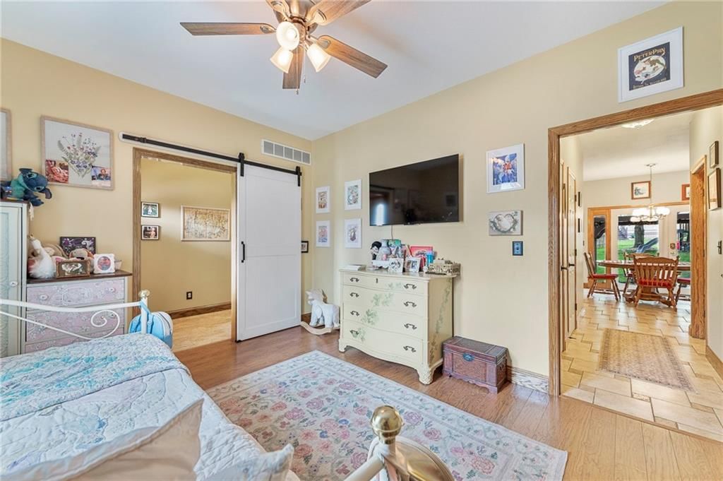 Photo 34 of 51 - 3917 SW Windjammer Court
