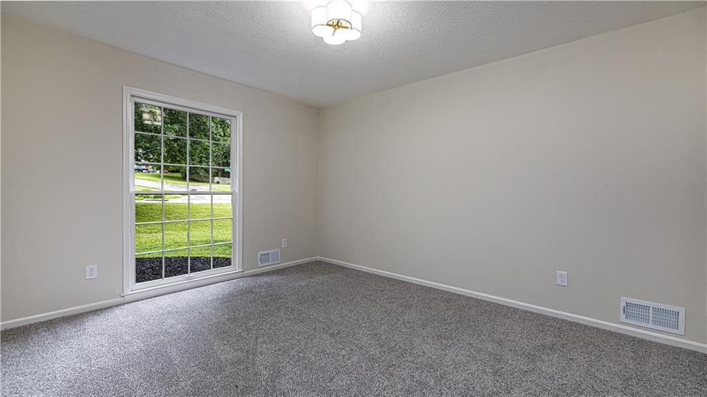 126 E Bridlespur Drive — photo 14