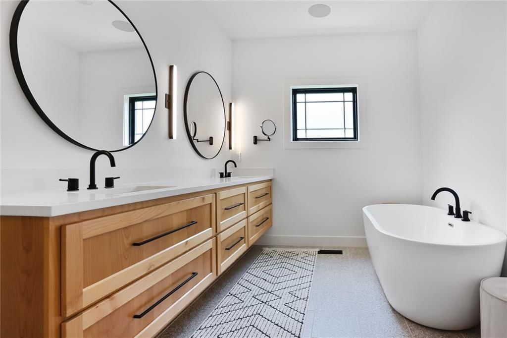 1245 NE Goshen Drive — photo 15