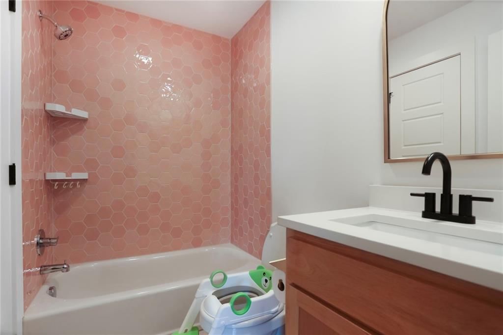 1245 NE Goshen Drive — photo 20