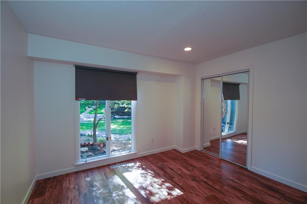 Photo 16 of 38 - 3942 SW LINDEN Lane
