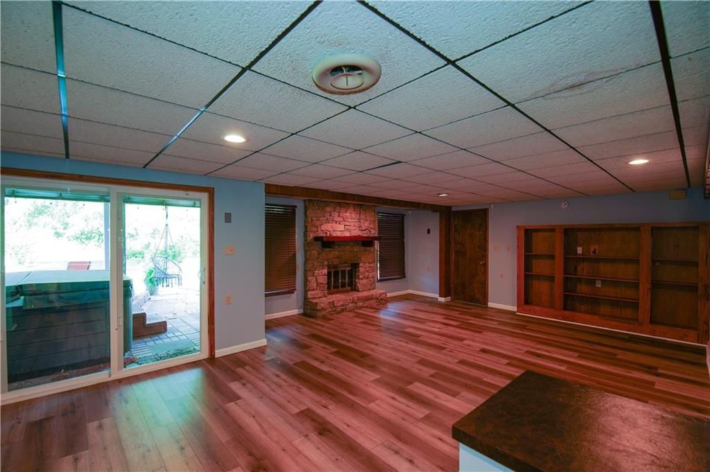 Photo 21 of 38 - 3942 SW LINDEN Lane
