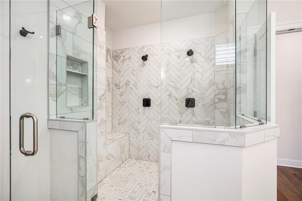 130 NW Ambersham Drive — photo 23