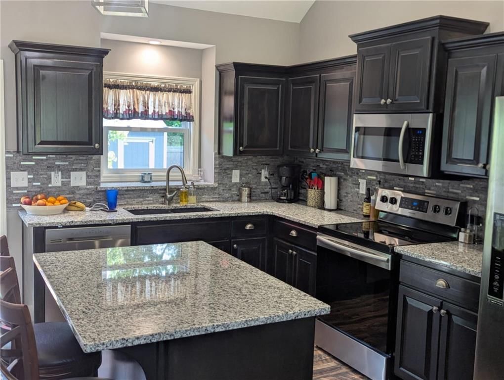 809 NW 4th Street — photo 14
