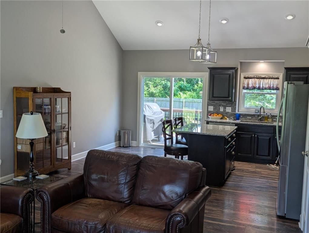 809 NW 4th Street — photo 18