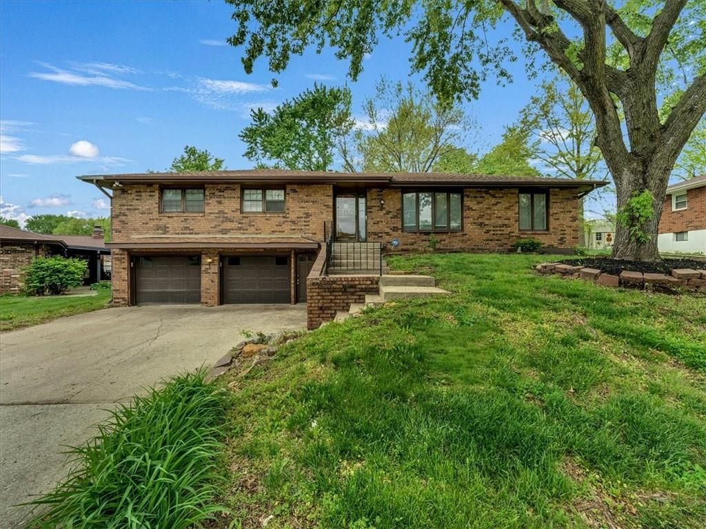 7804 N Lydia Avenue, Kansas City, MO