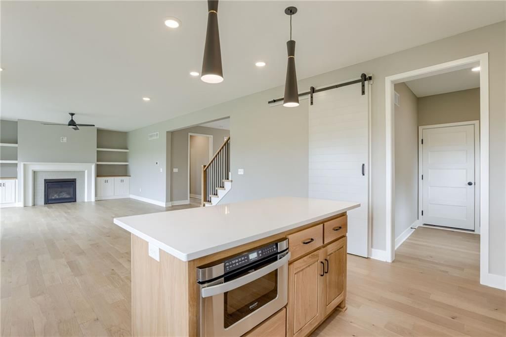 1912 Longview Drive — photo 15
