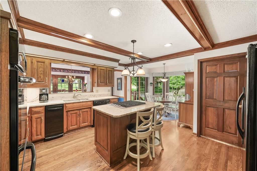12600 Wenonga Lane — photo 4