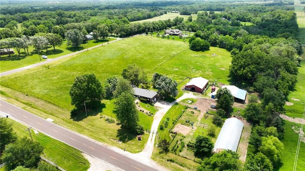 35811 E Pink Hill Road — photo 3
