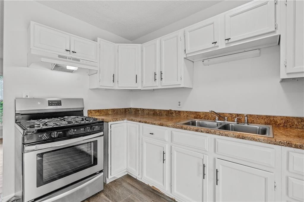 709 N 62nd Place — photo 9