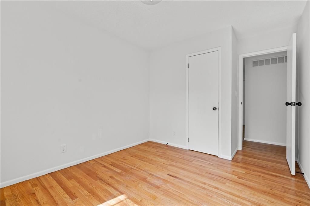 709 N 62nd Place — photo 12