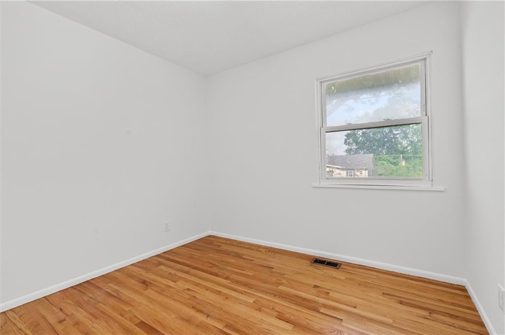 709 N 62nd Place — photo 13