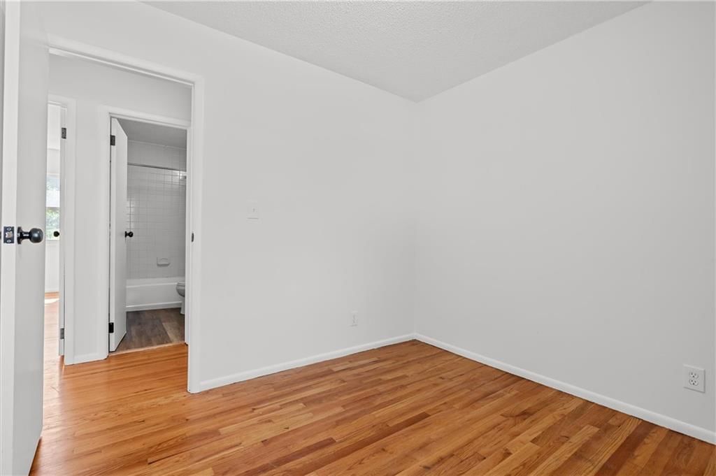 709 N 62nd Place — photo 14