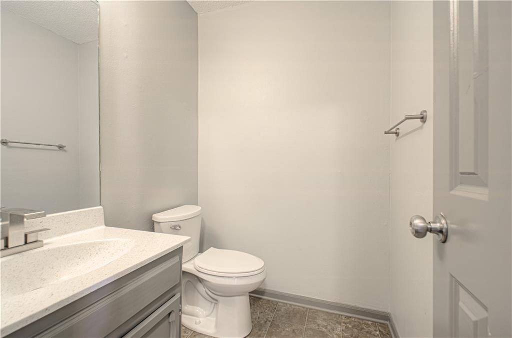 Photo 12 of 28 - 623 N Gallatin Street