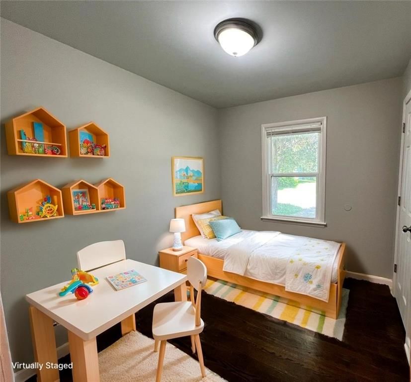Photo 13 of 21 - 3407 S Claremont Avenue