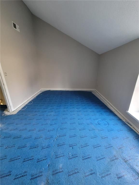 5909 Ridgeway Avenue — photo 5