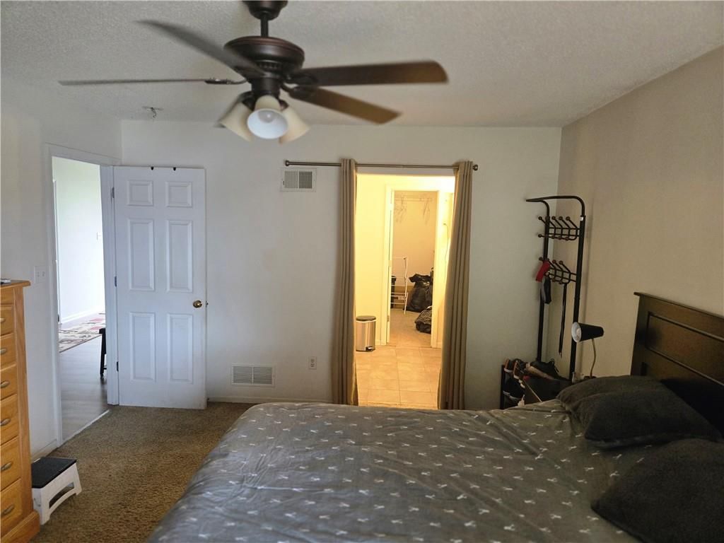 Photo 7 of 25 - 1815 holt Court