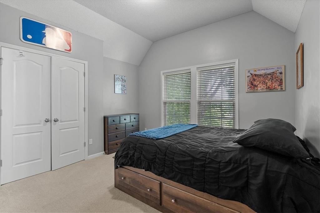 22112 W 59th Street — photo 15